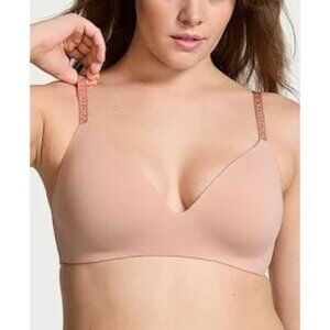 Victorias Secret T-Shirt Bra Size 38D Lot of 2 Lightly Lined Wireless Smooth